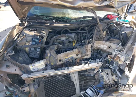 2002 Buick Century Custom from USA, damaged, VIN 2G4WS52J921173400